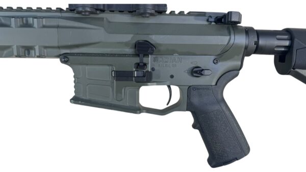 Radian Weapons Model 1 AR-15 223 Wylde Gray w/ Bushnell Elite 3.5-21 - Image 4