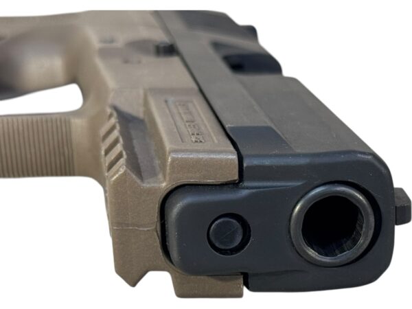 Sig Sauer SP2022 40SW 3.75" 10rd FDE / Black - Image 3